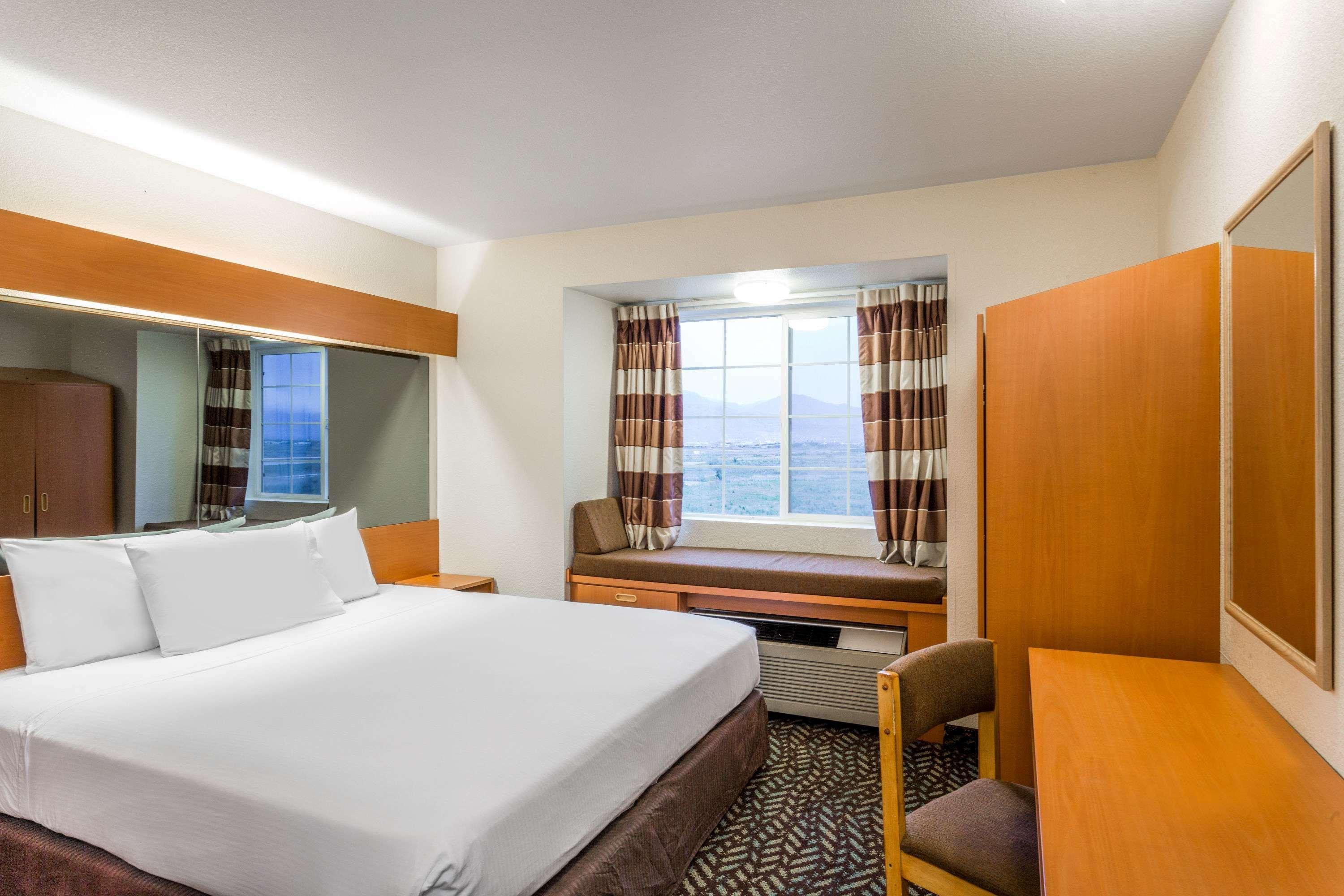 Microtel Inn & Suites By Wyndham Salt Lake City Airport Buitenkant foto