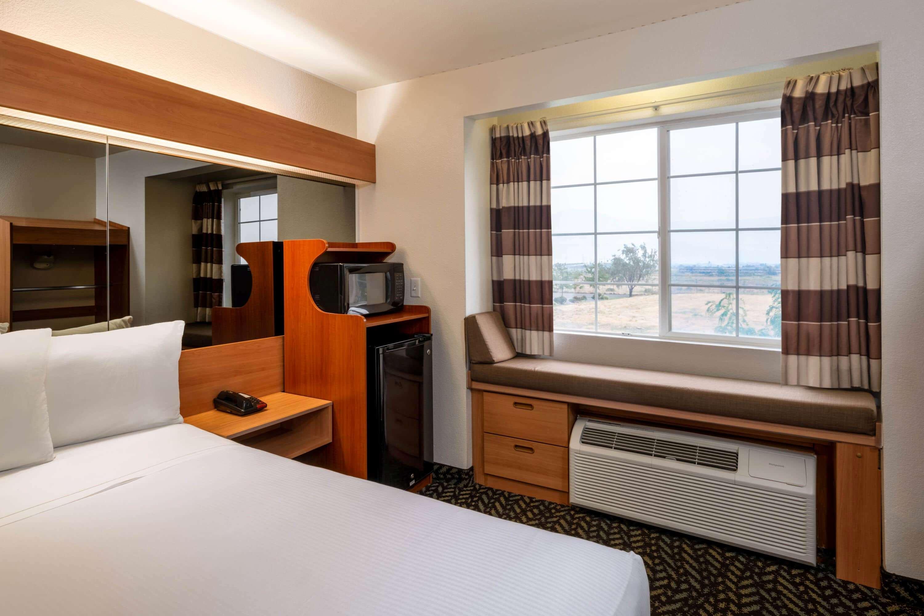 Microtel Inn & Suites By Wyndham Salt Lake City Airport Buitenkant foto